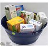 Image 1 : TUB OF CLEANING SUPPLIES