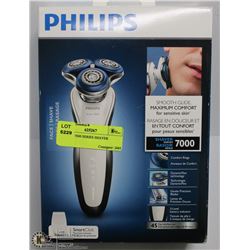 PHILIPS 7000 SERIES SHAVER