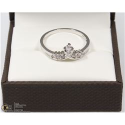 10 KT WHITE GOLD-PLATED LADIES RING
