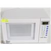 Image 1 : DANBY 700W MICROWAVE