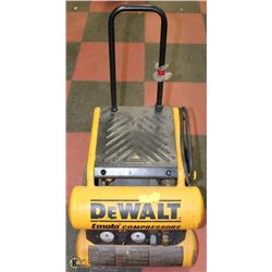 DEWALT MK246 COMPRESSOR