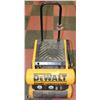 Image 1 : DEWALT MK246 COMPRESSOR