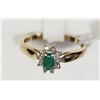 Image 1 : #3-10K YELLOW GOLD EMERALD & DIAMOND RING