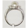 Image 2 : #7-10K WHITE GOLD PEARL & 2 DIAMOND RING