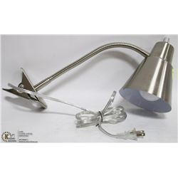 CLIP DESK LIGHT
