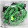 Image 1 : 25' EXPANDABLE HOSE WITH NOZZLE