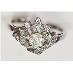 #40-14K WHITE GOLD DIAMOND RING