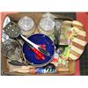Image 1 : BOX W/KITCHEN & BAKING ACCESSORIES INCL.