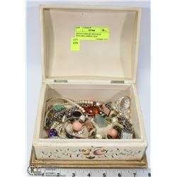 ESTATE JEWELRY BOX WITH WATCHES, AMBER, JADE