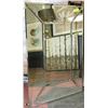Image 1 : DECORATIVE WALL MIRROR 25 X 34 1/2