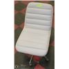 Image 1 : WHITE HYDRAULIC ROLLING OFFICE CHAIR