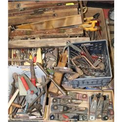PALLET OF VINTAGE TOOLS