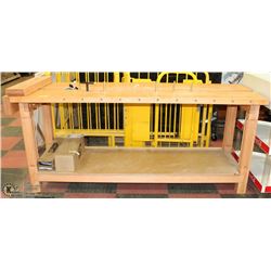 CLAMP TABLE WITH VICE