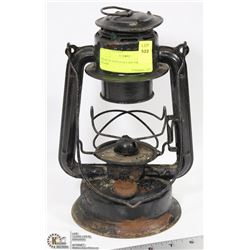 BEACON VINTAGE LANTERN NO GLASS