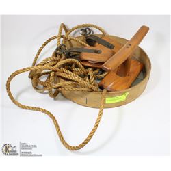 LOT OF NAUTICAL BOAT ITEMS