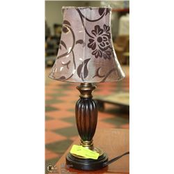 SMALL TABLE LAMP