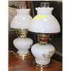 Image 1 : A PAIR OF VINTAGE BEDSTAND LAMPS