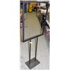 Image 1 : SIGN HOLDER FOR 22"X28" SIGN