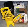 Image 1 : GARBAGE CAN W/ BAGS, GRIDDLE PADS, WET FLOOR SIGN