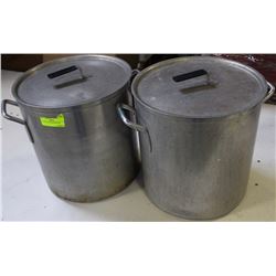 2 LARGE 32QT POTS WITH LIDS