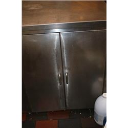 #10 STAINLESS STEEL PREP TABLE W/ UNDER COUNTER