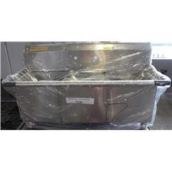ME#02 TRIPLE COMPARTMENT S/S SINK 15"X15"X14"