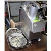 Image 1 : RND FOOD SLICER AND SHREDDER W/ 5 BLADES