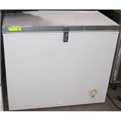 7.2 CUBIC FOOT FRIDGIDAIRE FREEZER 2013 MODEL