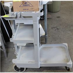 RUBBERMAID UTILITY CART