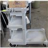Image 1 : RUBBERMAID UTILITY CART