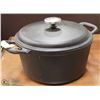 Image 1 : 6 QUART LAGOSTINA CAST IRON DUTCH OVEN WITH LID
