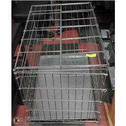 LARGE GAVILVANIZED COLLAPSABLE DOG CRATE