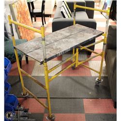 PORTABLE SCAFFOLD