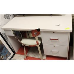 WHITE SHOWHOME DESK WITH CHAIR