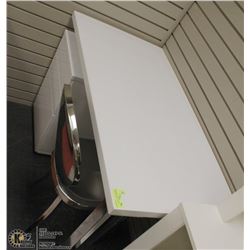 WHITE METAL DESK W/ METAL CHAIR 20X47.5X30