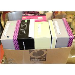 LOT WITH  5 PAIRS OF ASSORTED SHOES SIZE 5.5 TO 6