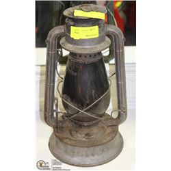 DIETZ BLIZZARD BARN LANTERN