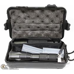 NEW TACTICAL FLASHLIGHT PAIR WITH HARDCASE