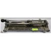 Image 1 : TILE CUTTER