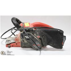BLACK & DECKER DRAGSTER BELT SANDER
