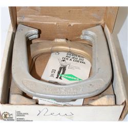 SET OF PROFESSIONAL METAL HORSESHOES IN BOX
