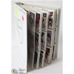 BINDER OF 91 - 92 UPPER DECK HOCKEY CARDS