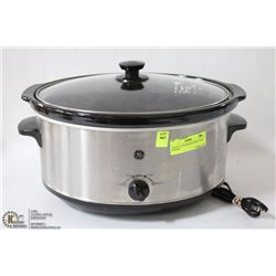 LARGE GE STAINLESS STEEL SLOW COOKER