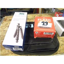 CAMERA BAG/FLASH FITNESS AND SLEEP MONITOR/BOXED 6" FLEXIBLE TRIPOD