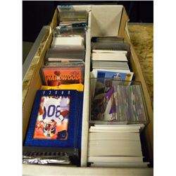 BOX OF FOOTBALL/BASKETBALL SPORTS CARDS