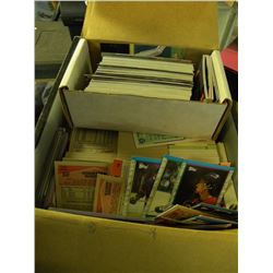 2 BOXES OF SPORTS CARDS