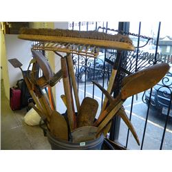 LARGE BUCKET OF ASSORTED GARDEN TOOLS