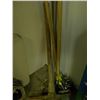 Image 1 : TRIMMER/LOT OF GARDEN TOOLS