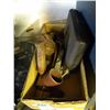 Image 1 : BOX OF MISC SANDING DISCS/SMALL TOLLS/VINTAGE PLANER