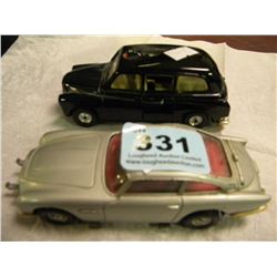 VINTAGE CORGI JAMES BOND 007 DB5 ASTON MARTIN CAR/CORGI LONDON AUSTIN TAXI